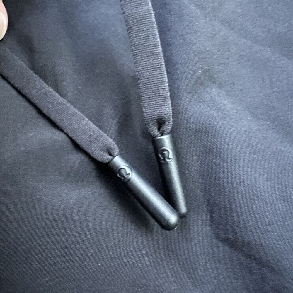 Lululemon Men Solid Black First Release 9" The Sh… - image 3